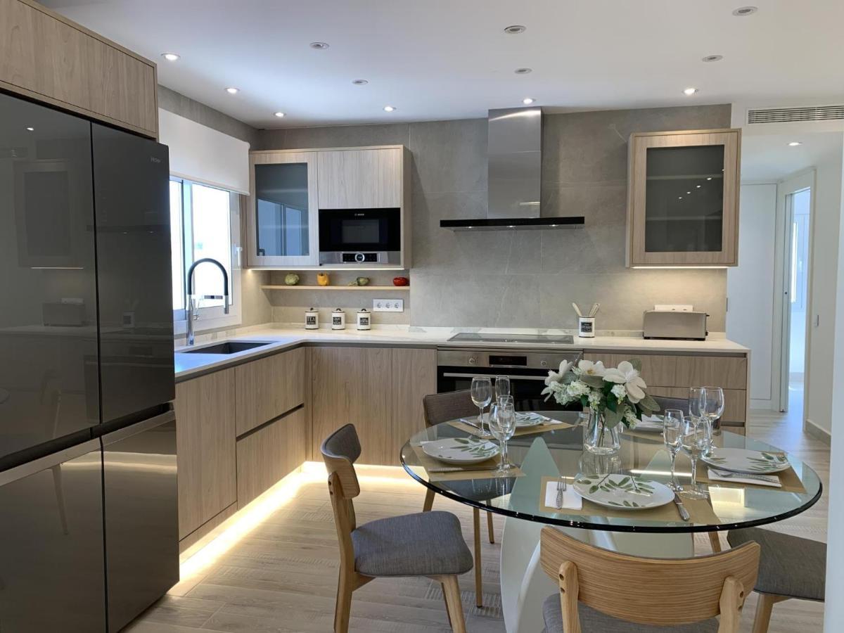 Sitges Spaces Oasis Suites- 4 Bedroom, 4 Ensuite Bathrooms, Terrace, Pool, Sitges Centre Luaran gambar
