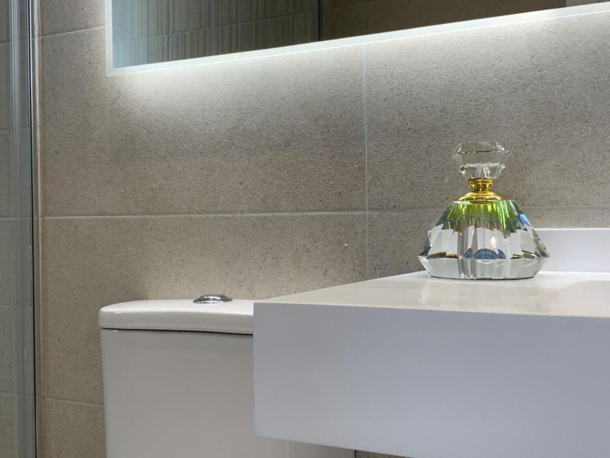 Sitges Spaces Oasis Suites- 4 Bedroom, 4 Ensuite Bathrooms, Terrace, Pool, Sitges Centre Luaran gambar