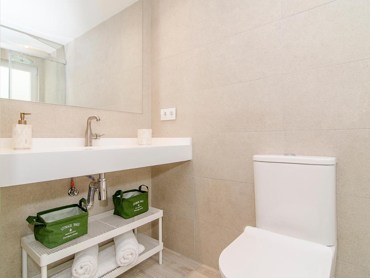 Sitges Spaces Oasis Suites- 4 Bedroom, 4 Ensuite Bathrooms, Terrace, Pool, Sitges Centre Luaran gambar