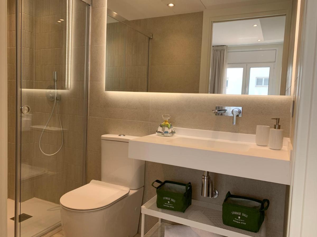 Sitges Spaces Oasis Suites- 4 Bedroom, 4 Ensuite Bathrooms, Terrace, Pool, Sitges Centre Luaran gambar